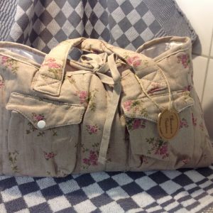 Tas creme gebloemd